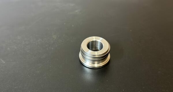 RS-3333 – Seal bushing ass’y for 1630 booster (for 3331/3385)