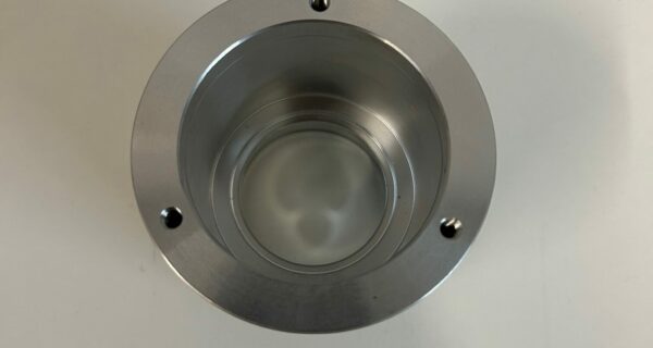 RS-4966 ALUMINIUM HOUSING FOR NEW SEAL OF PUMP 16V/18V