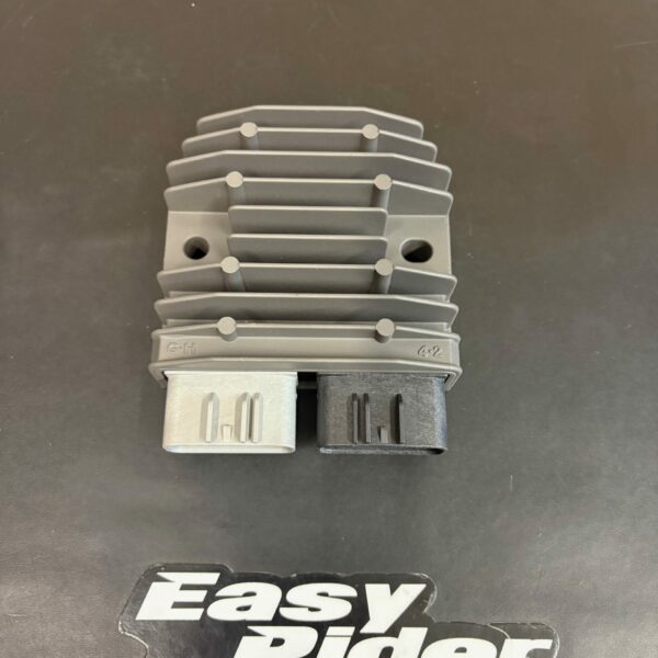 RS-5507-BATTERY REGULATOR